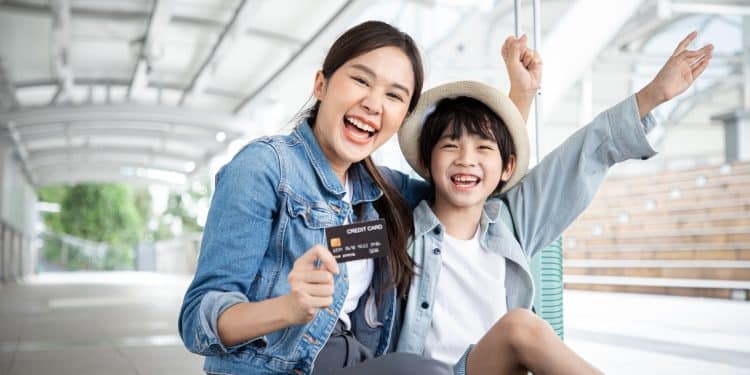 Travel Credit Cards That Actually Give You Real Perks