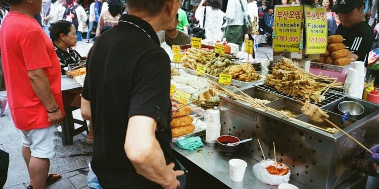 How to Eat 3 Meals a Day Abroad for Under $10