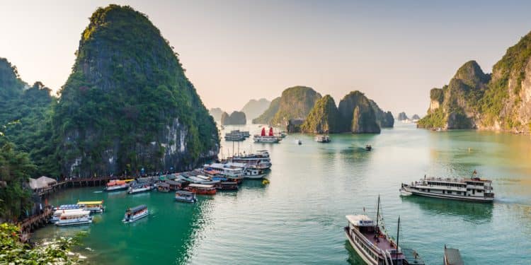 Halong Bay, Vietnam: Where Your Eyes Just Can’t Get Enough