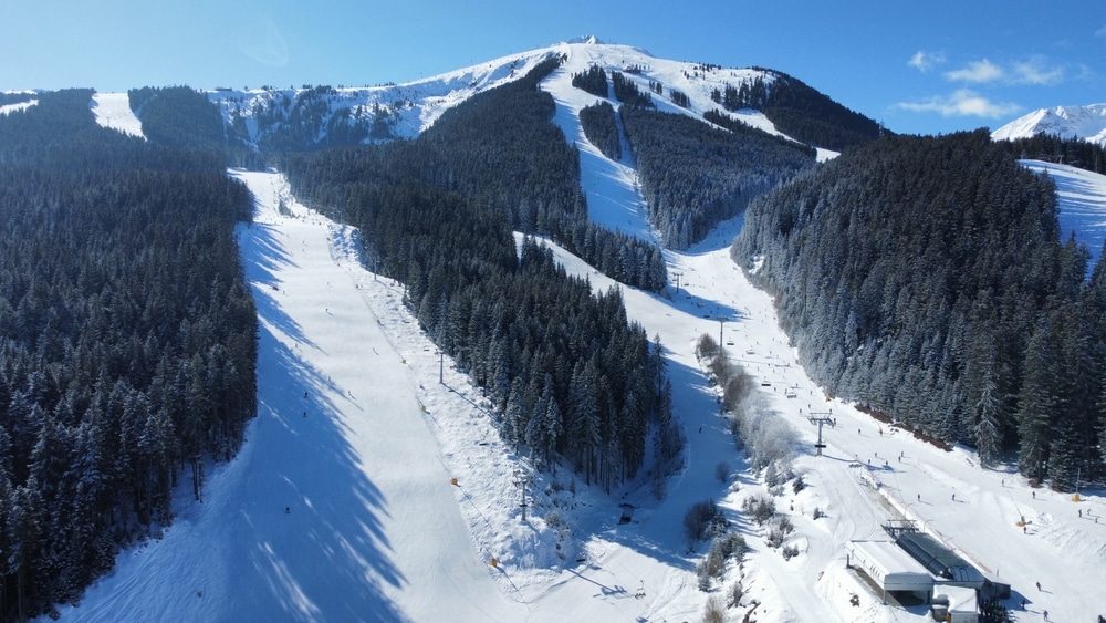 budget skiing in bulgaria